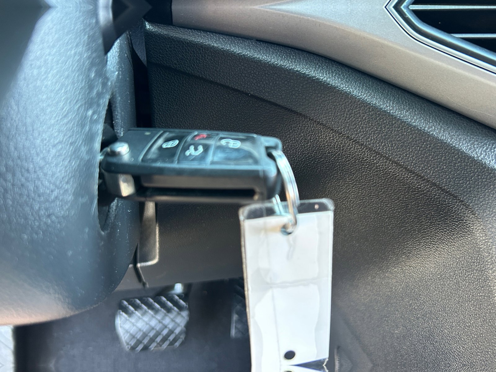 Used 2019 Volkswagen Atlas S image 29