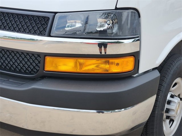 New 2025 Chevrolet Express 3500 w/ Power Convenience Package RWD image 15