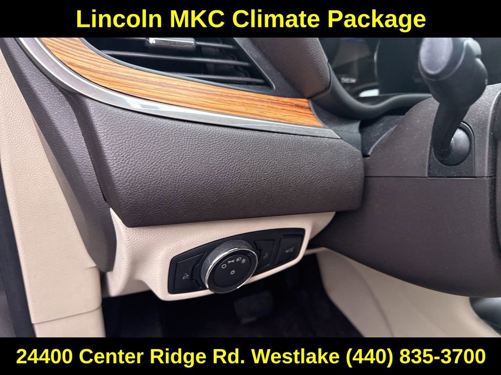 Used 2016 Lincoln MKC Select w/ Select Plus Package AWD/4WD image 13