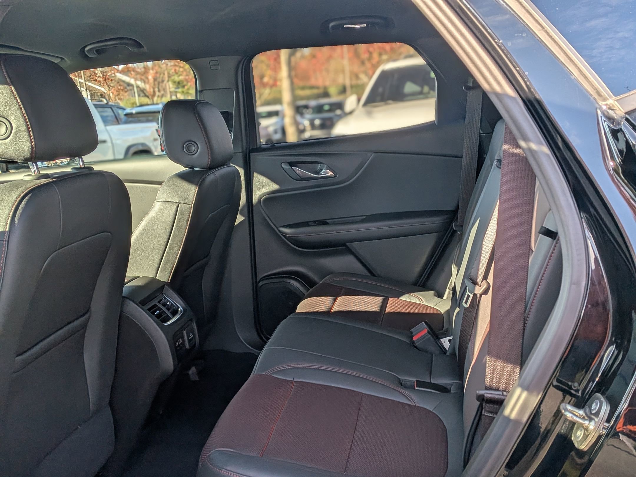 Used 2025 Chevrolet Blazer RS image 33