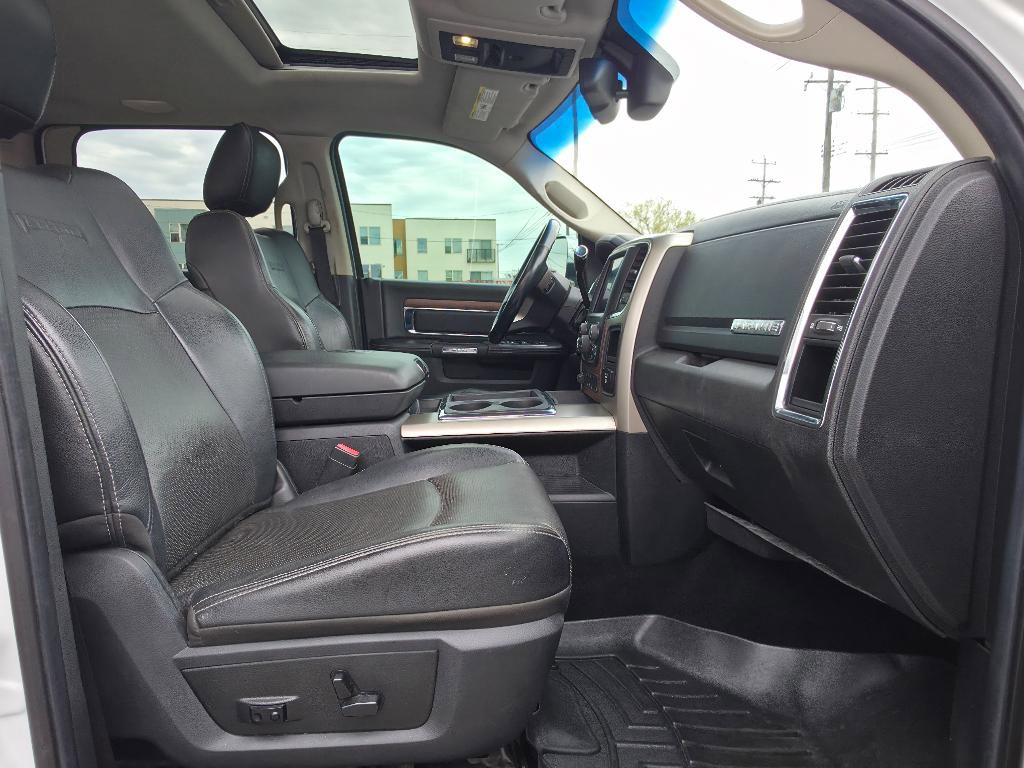 Used 2014 RAM 2500 Laramie w/ Cold Weather Group AWD/4WD image 16