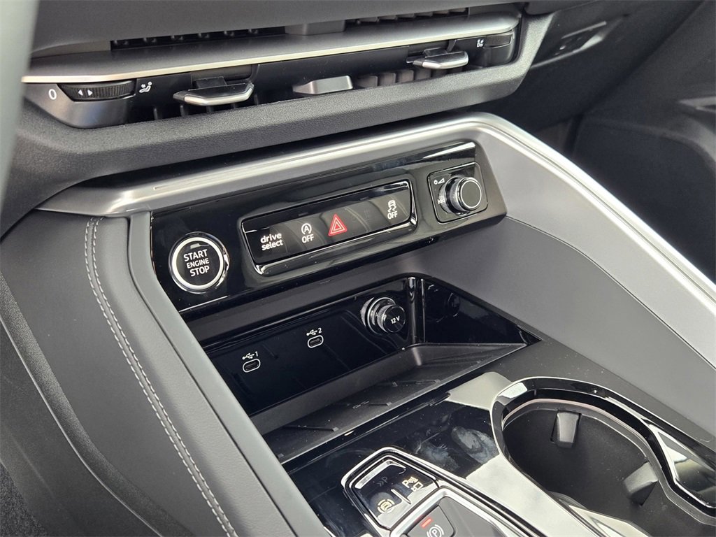 New 2025 Audi Q5 2.0T Premium Plus image 23