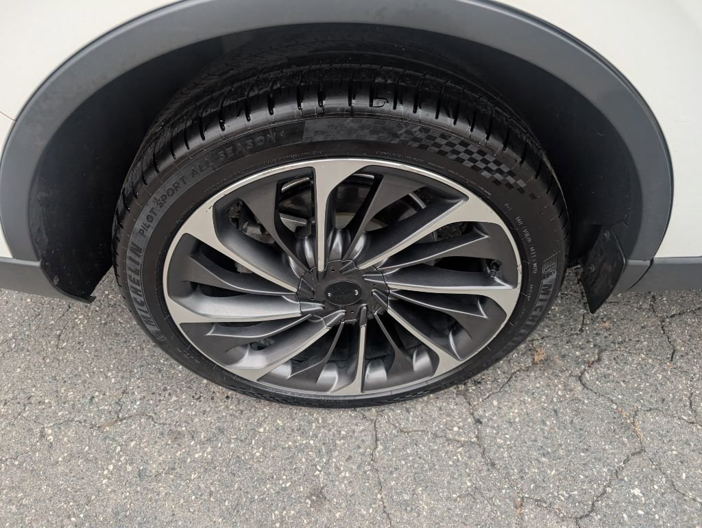 Used 2020 Lincoln Aviator Reserve w/ Equipment Group 202A image 18