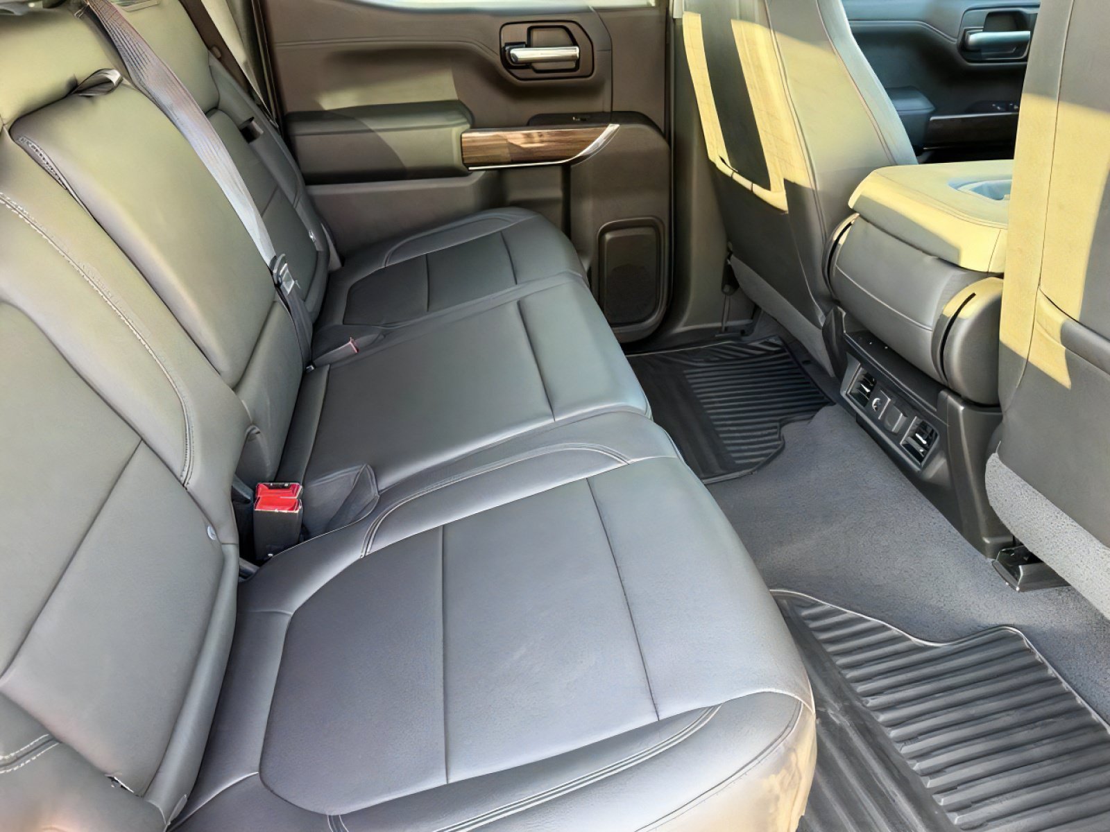 Used 2019 Chevrolet Silverado 1500 LT w/ All-Star Edition AWD/4WD image 14