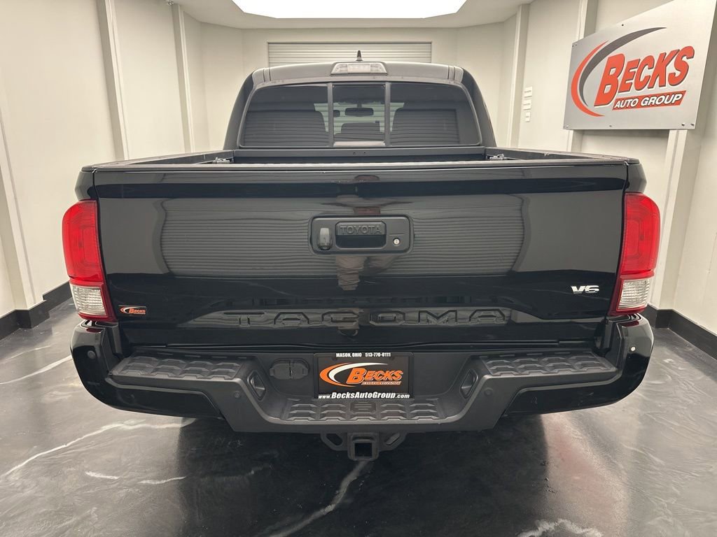 Used 2016 Toyota Tacoma TRD Off-Road AWD/4WD image 28