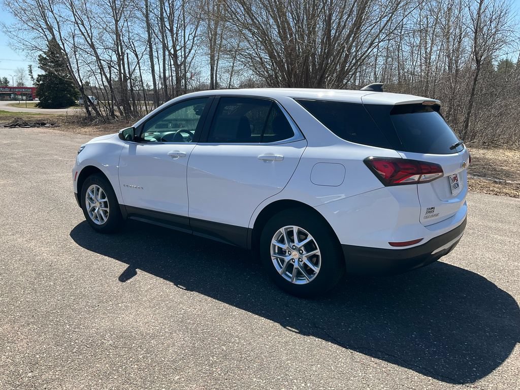 Used 2024 Chevrolet Equinox LT AWD/4WD image 25