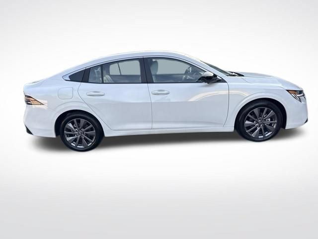 Used 2026 Nissan Sentra SL w/ Floor Mat Package FWD image 8
