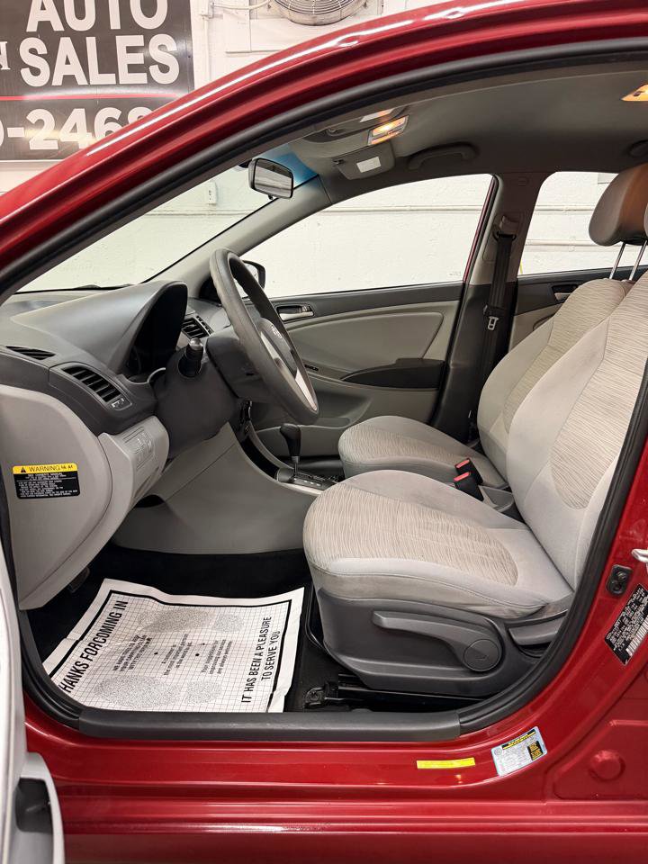 Used 2017 Hyundai Accent SE FWD image 16