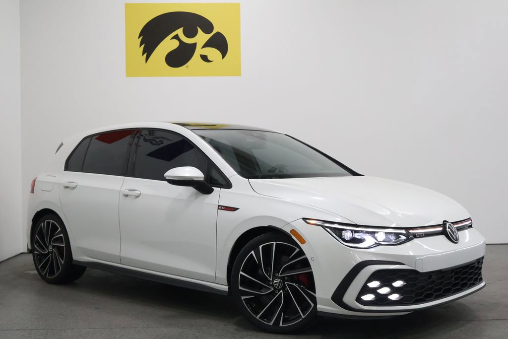 Used 2022 Volkswagen GTI Autobahn FWD image 2
