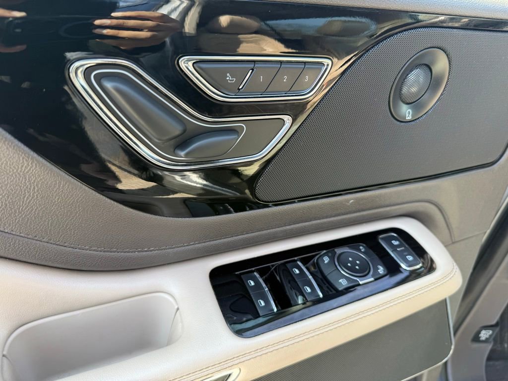 Used 2020 Lincoln Aviator Reserve w/ Equipment Group 201A AWD/4WD image 15