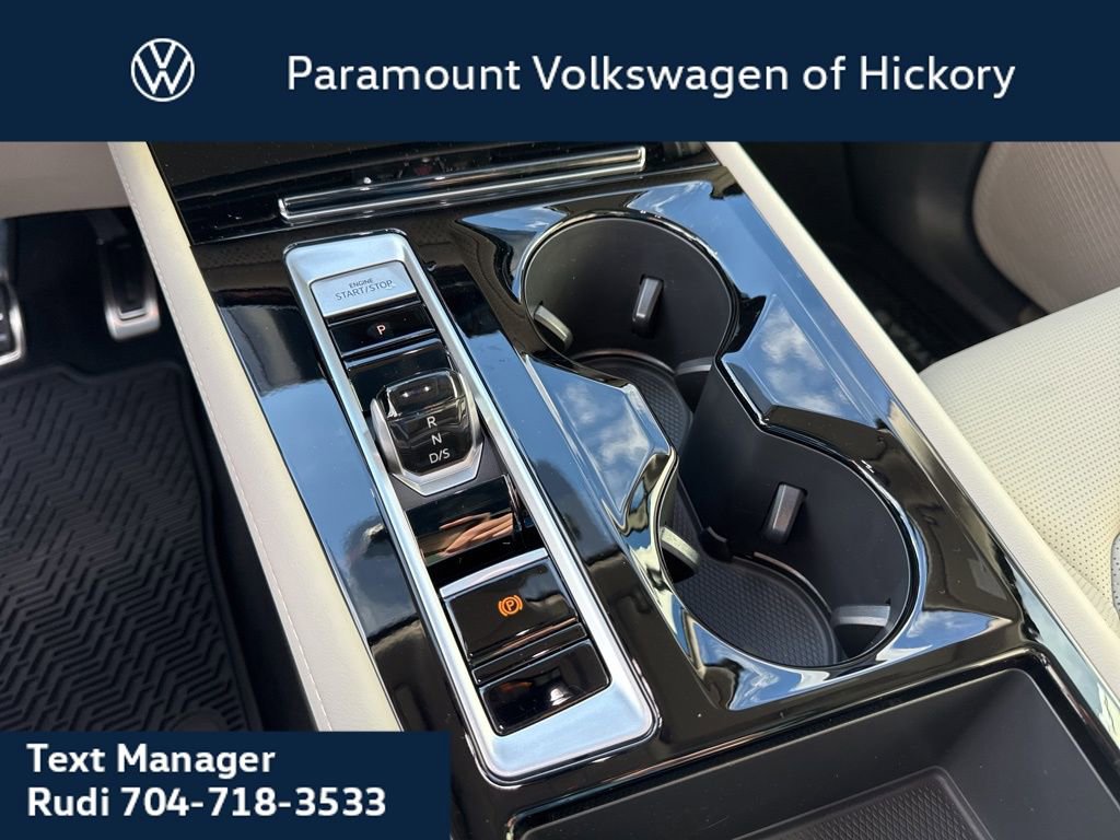 New 2026 Volkswagen Atlas SEL Premium R-Line image 32