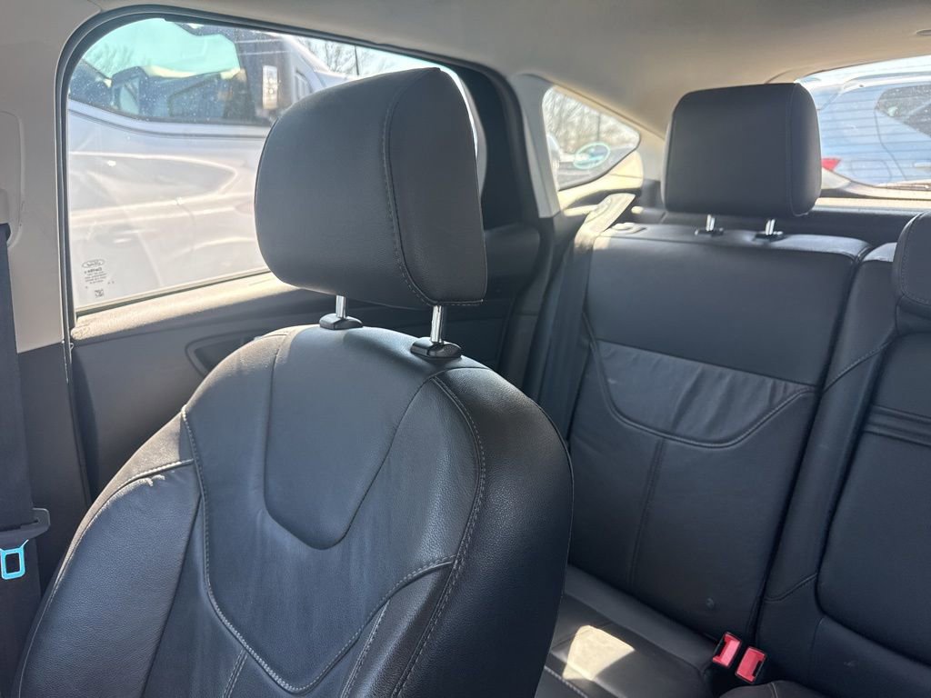 Used 2016 Ford Focus SE w/ Equipment Group 201A image 17