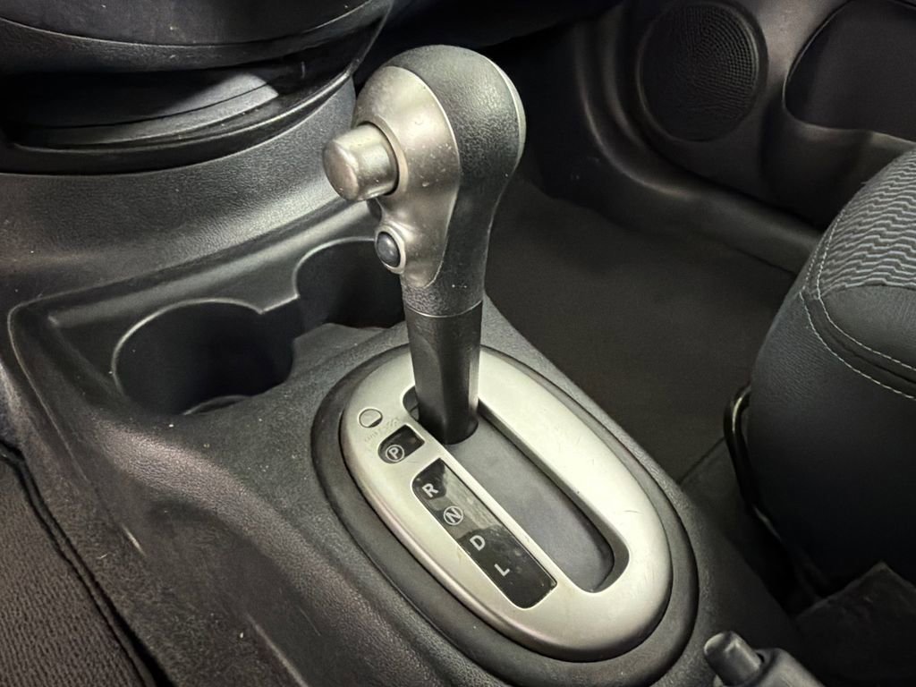 Used 2016 Nissan Versa Note SV image 30