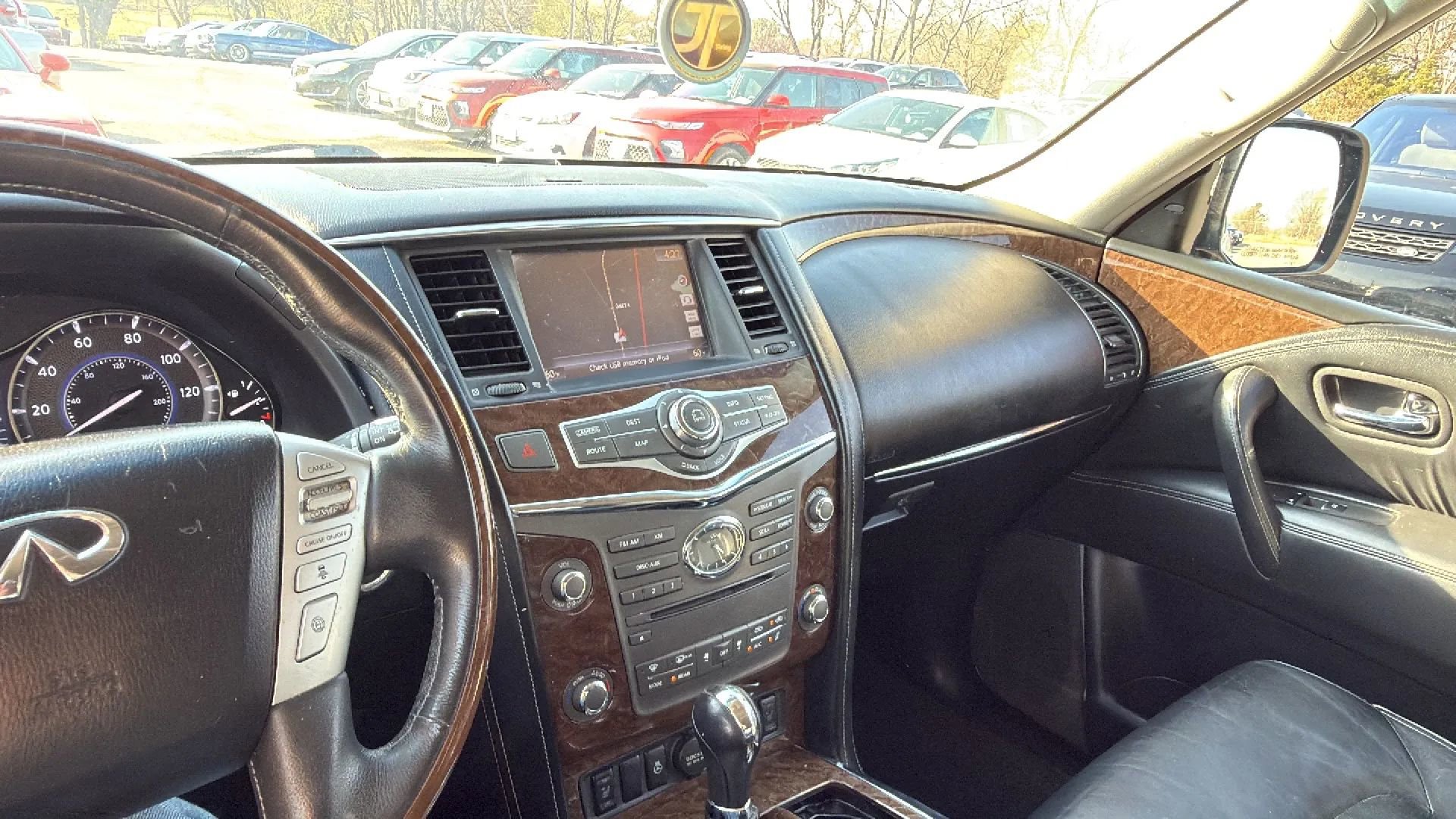 Used 2015 INFINITI QX80 4WD w/ Driver's Assistance Package image 19