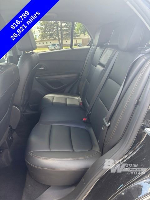 Used 2021 Chevrolet Trax LT w/ Premium Seat Package AWD/4WD image 27