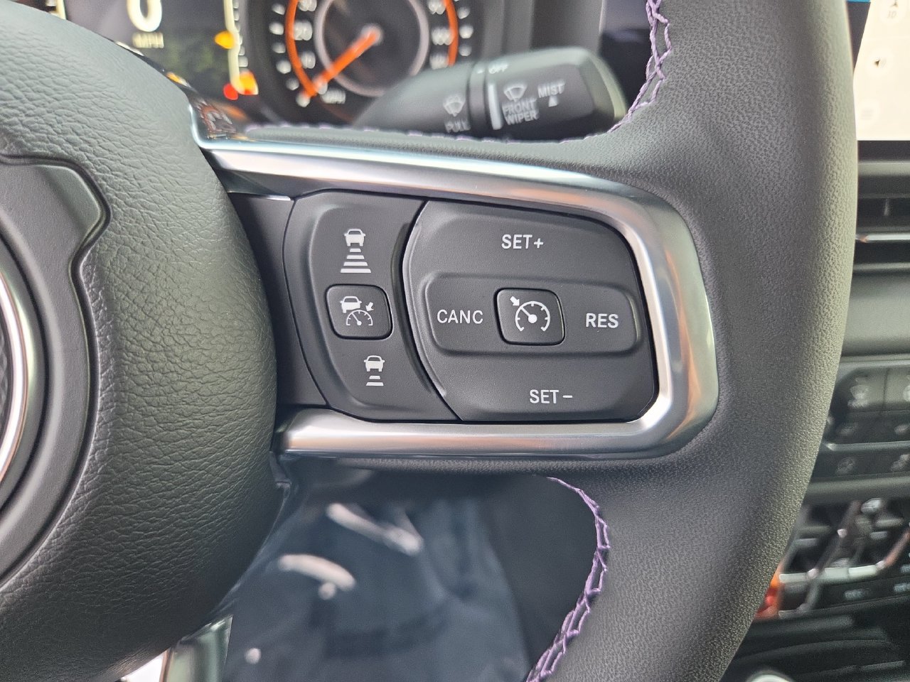New 2026 Jeep Gladiator Sport AWD/4WD image 15