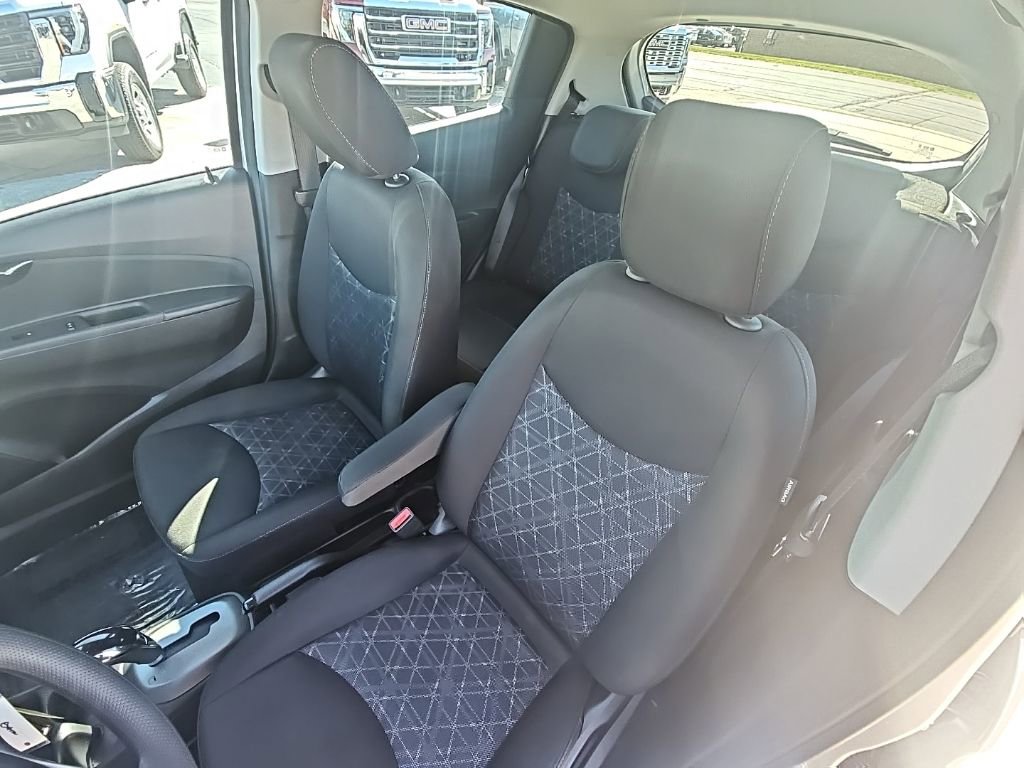 Used 2020 Chevrolet Spark LT image 11