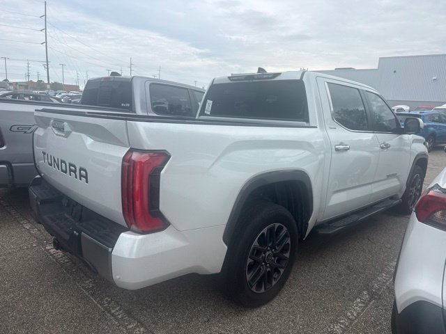 Used 2024 Toyota Tundra Limited AWD/4WD image 5