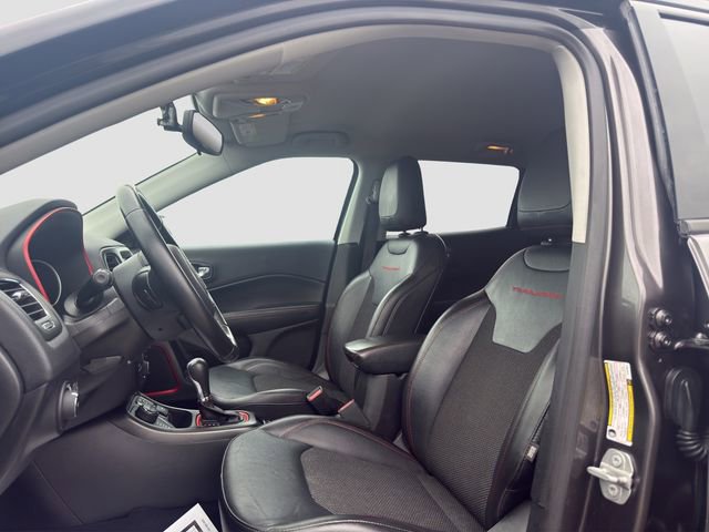 Used 2020 Jeep Compass Trailhawk image 9