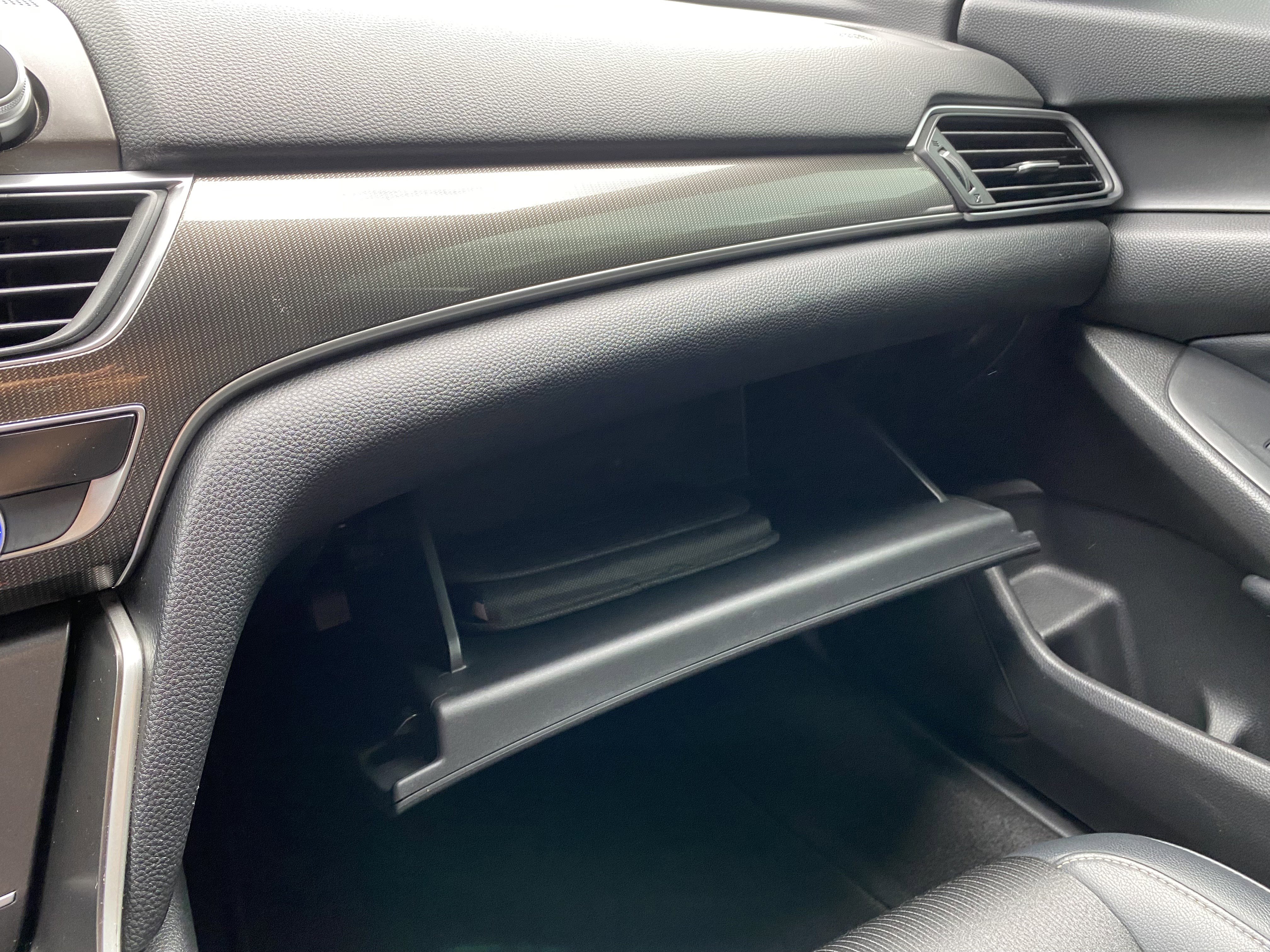 Used 2018 Honda Accord Sport image 27