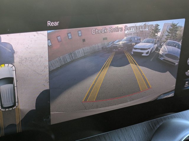 Used 2020 Mercedes-Benz GLC 300 4MATIC image 14