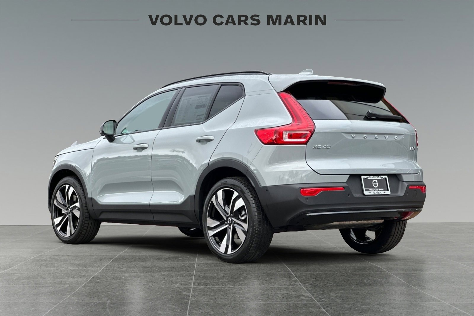 New 2026 Volvo XC40 B5 Ultra w/ Climate Package image 6
