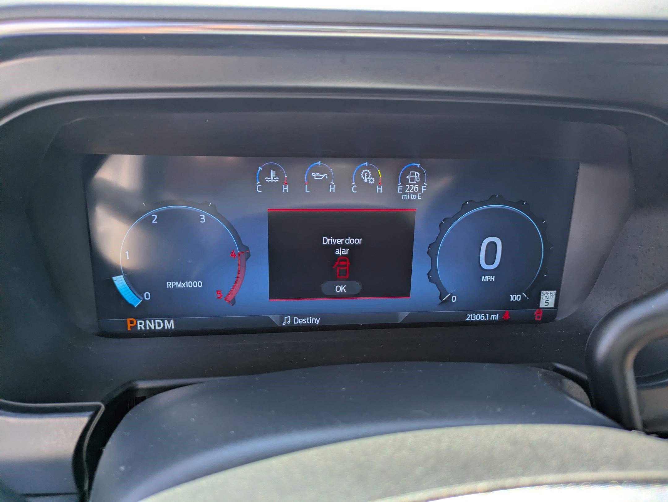 Used 2023 Ford F250 Platinum w/ FX4 Off-Road Package image 21