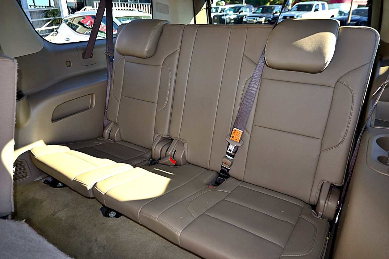 Used 2018 GMC Yukon XL SLT image 17