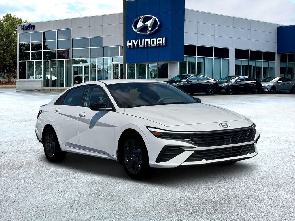 New 2026 Hyundai Elantra Sport FWD image 13