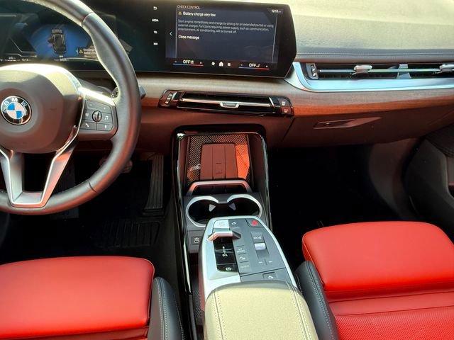 Used 2025 BMW X1 xDrive28i w/ Technology Package image 14