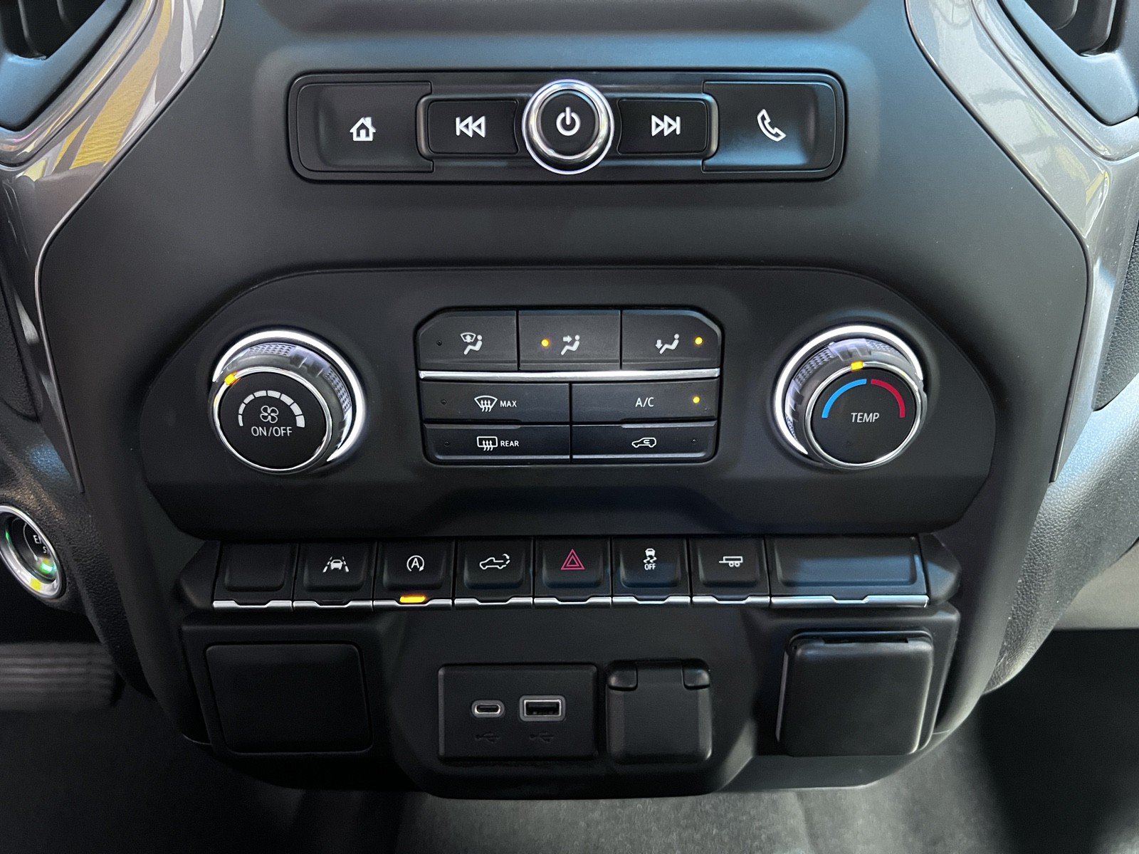 Used 2023 Chevrolet Silverado 1500 Custom w/ LPO, Dark Essentials Package RWD image 20