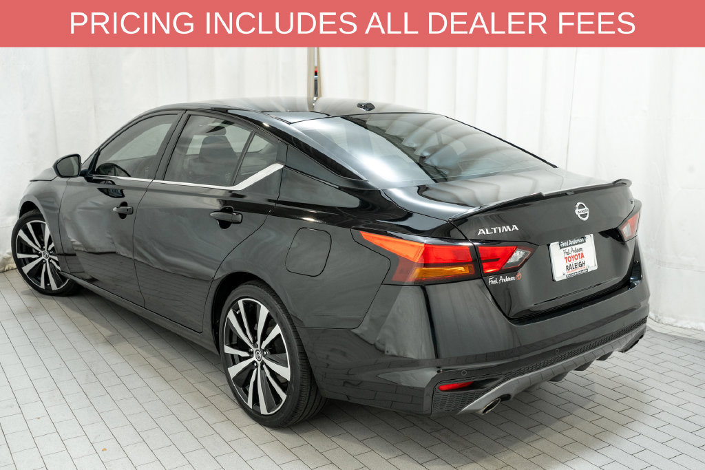 Used 2021 Nissan Altima 2.5 SR FWD image 3
