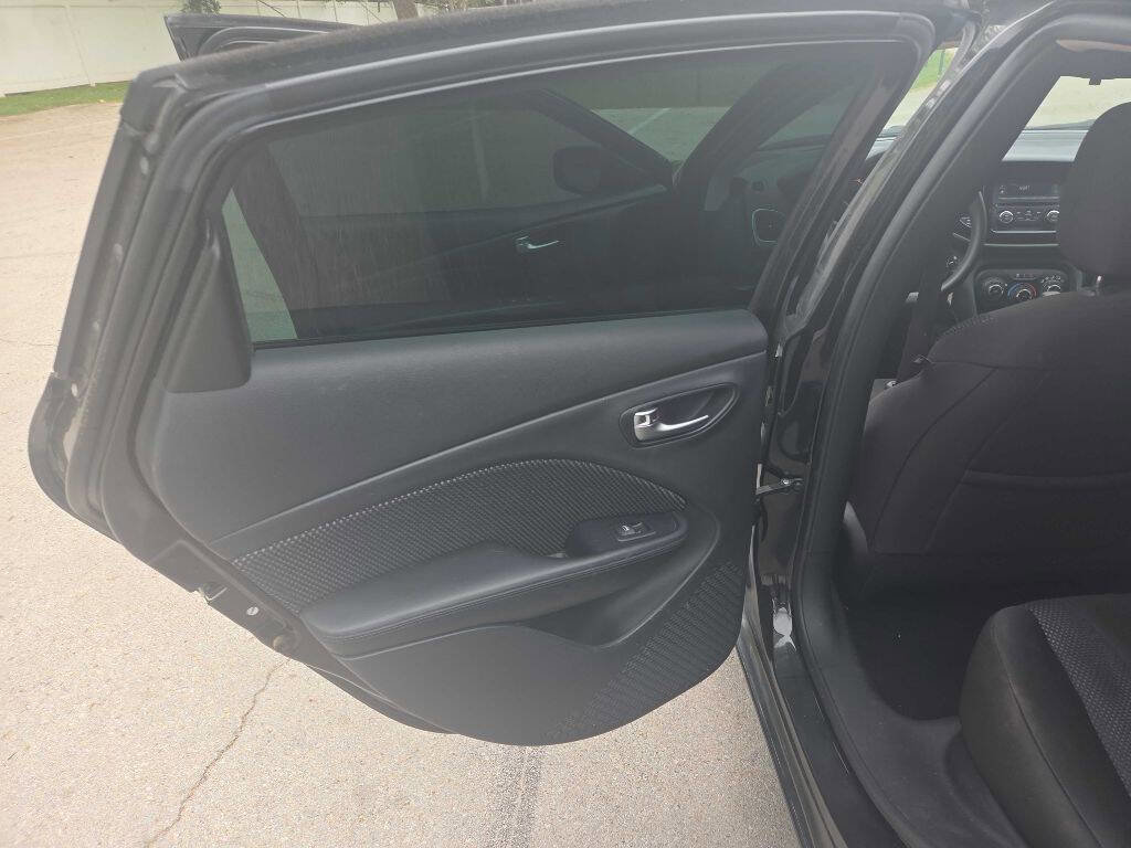 Used 2015 Dodge Dart SE w/ Convenience Group image 16