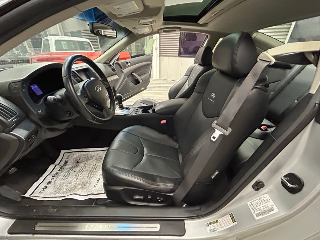Used 2012 INFINITI G37 x w/ Premium Pkg image 43