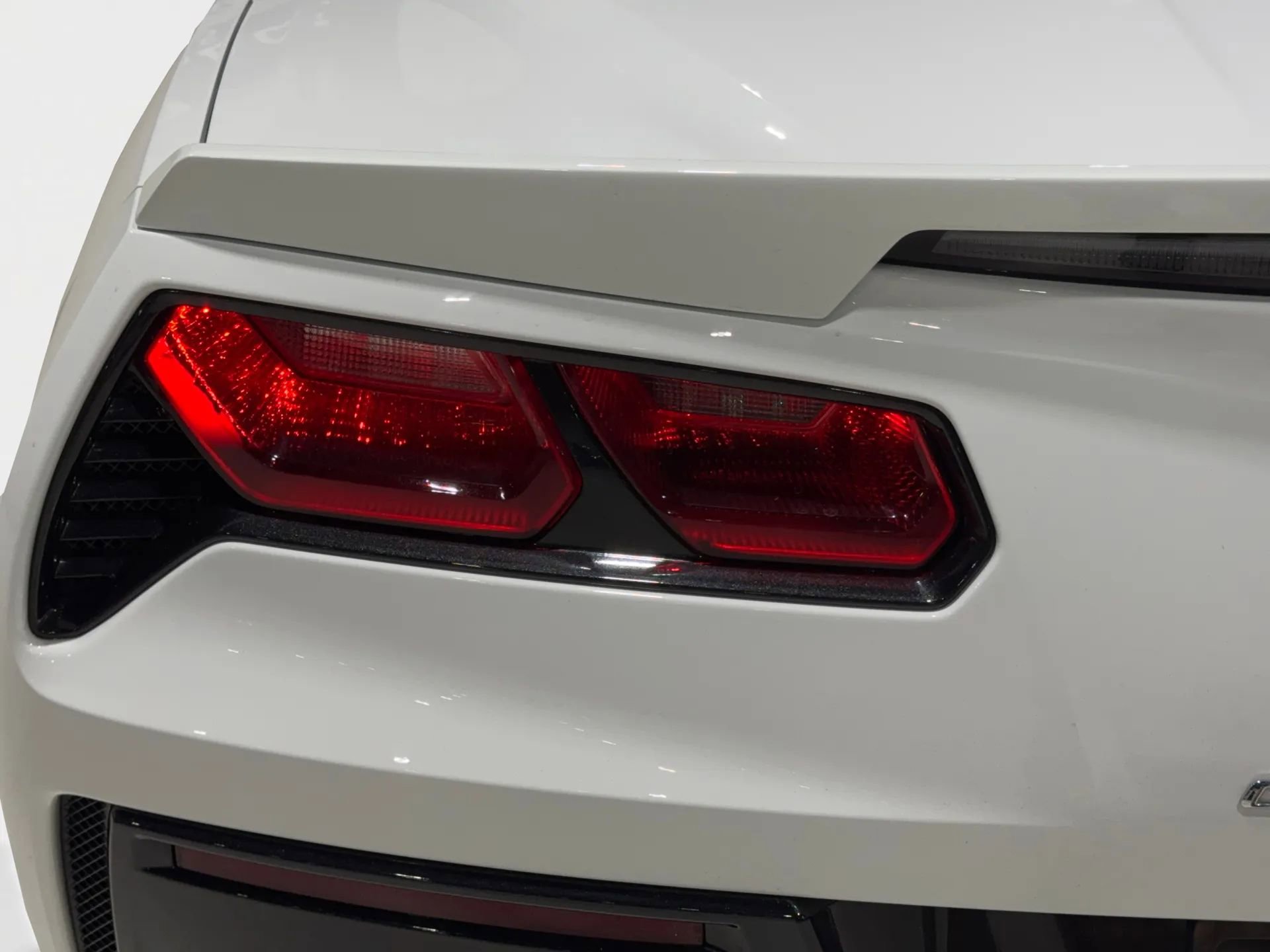 Used 2014 Chevrolet Corvette Stingray Convertible w/ 3LT Preferred Equipment Group image 22