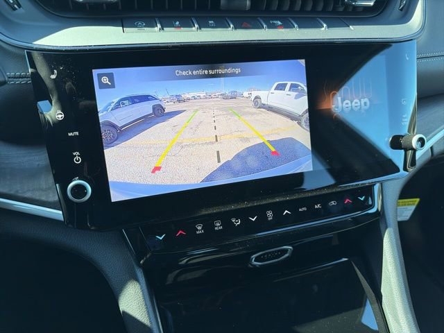 New 2026 Jeep Grand Cherokee Altitude image 22