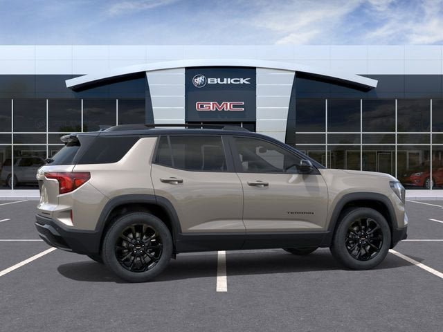 Used 2026 GMC Terrain Elevation w/ Elevation Premium Package FWD image 5