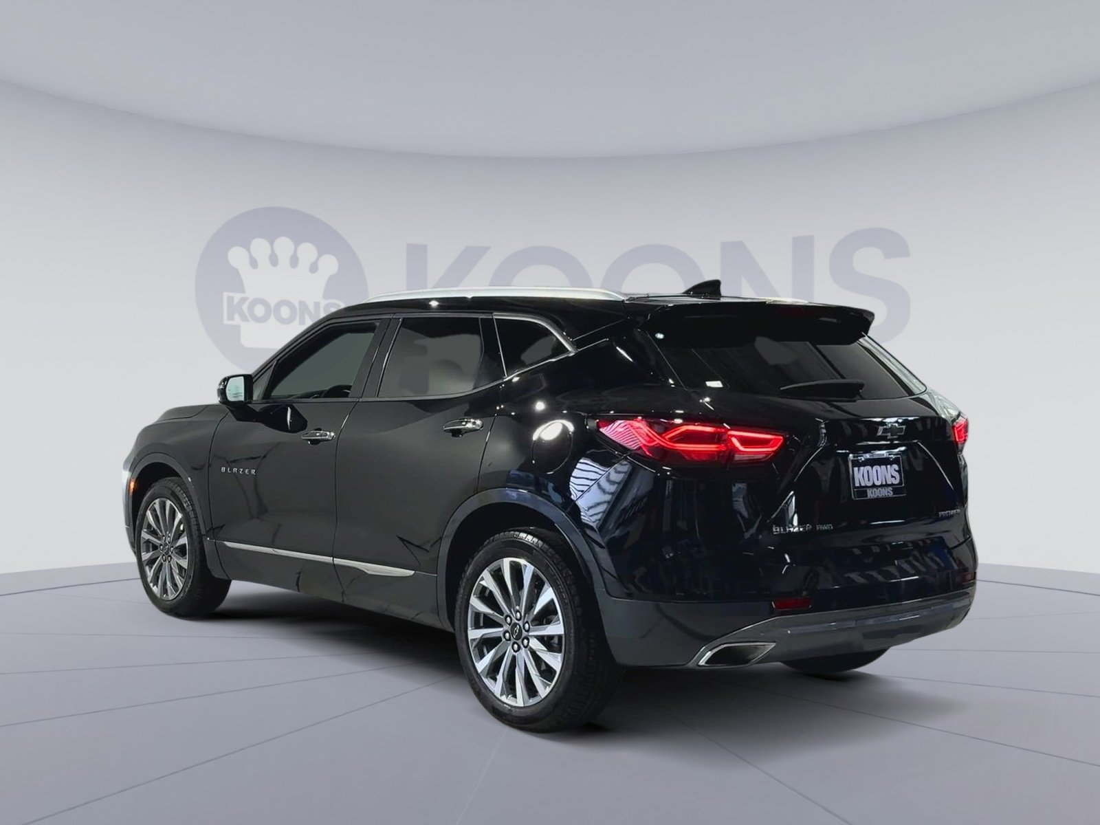 Used 2024 Chevrolet Blazer Premier w/ Enhanced Convenience Package image 8