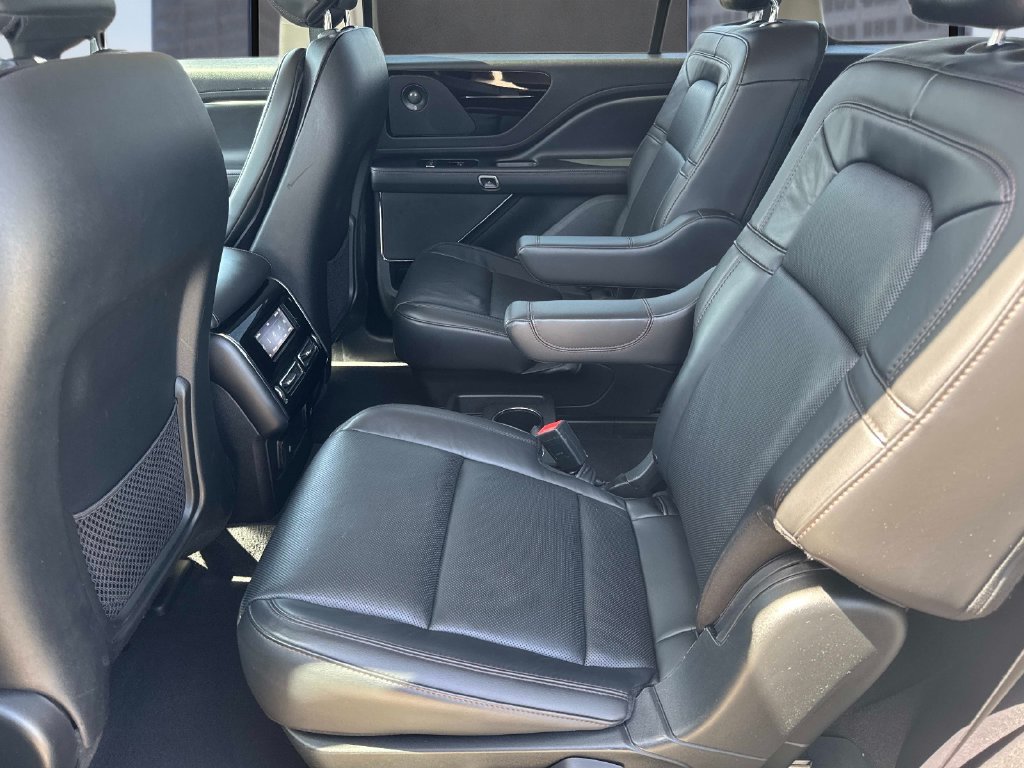 Certified 2023 Lincoln Aviator Reserve w/ Equipment Group 201A RWD image 17