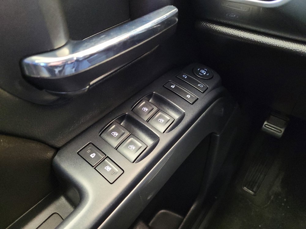 Used 2016 Chevrolet Silverado 1500 LT w/ All Star Edition image 27