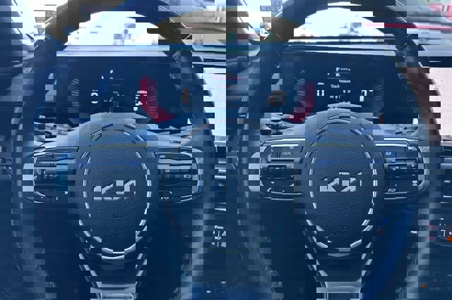 Used 2025 Kia K5 GT-Line w/ GT-Line Premium Package image 26