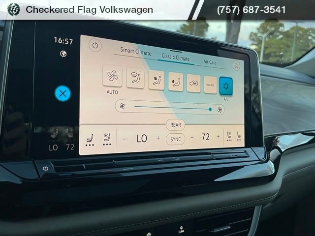 New 2026 Volkswagen Atlas SE image 40