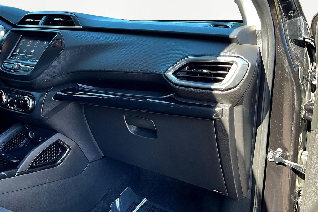 Used 2023 Chevrolet TrailBlazer LT image 16