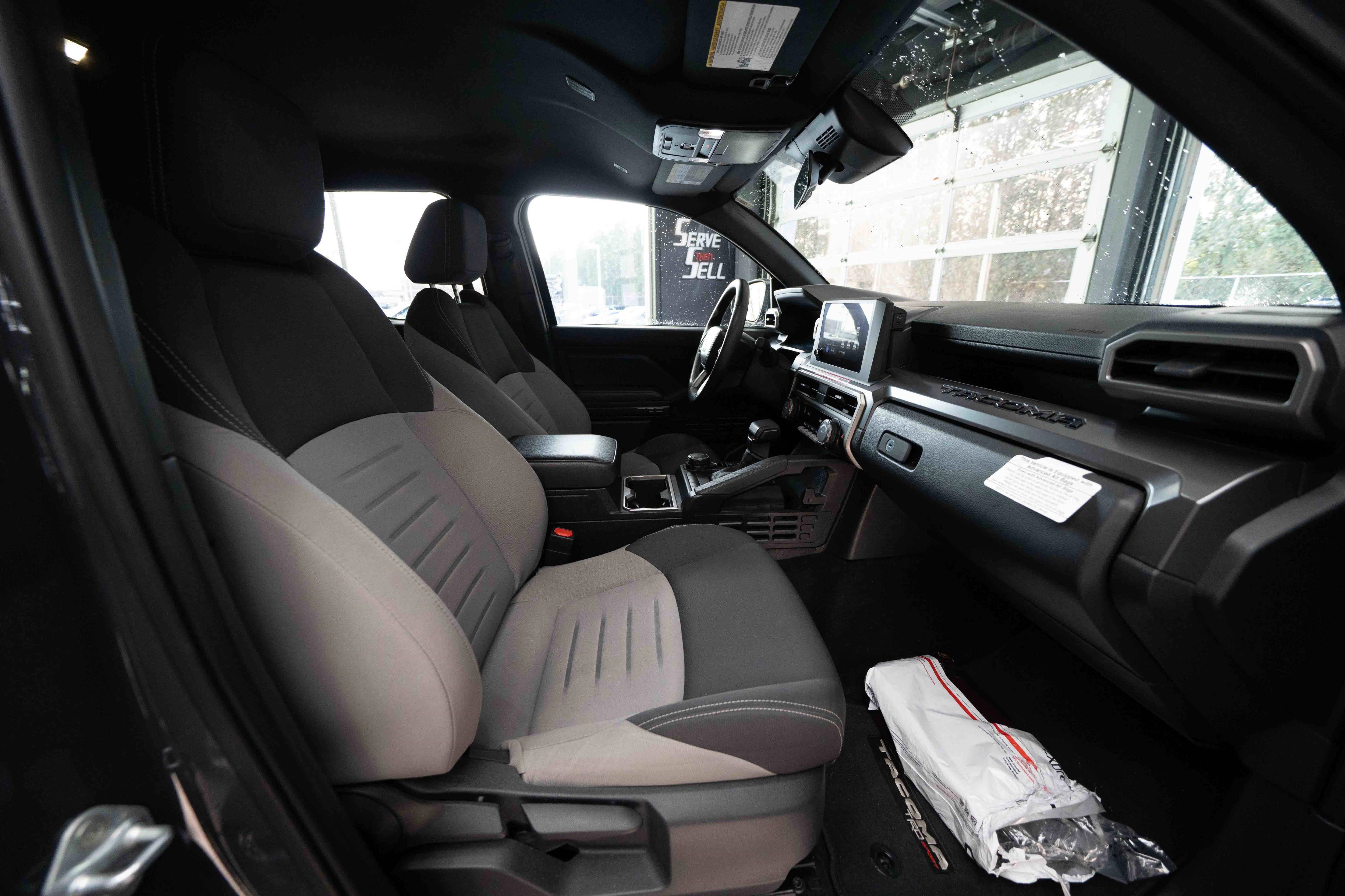 Used 2024 Toyota Tacoma TRD Sport image 26