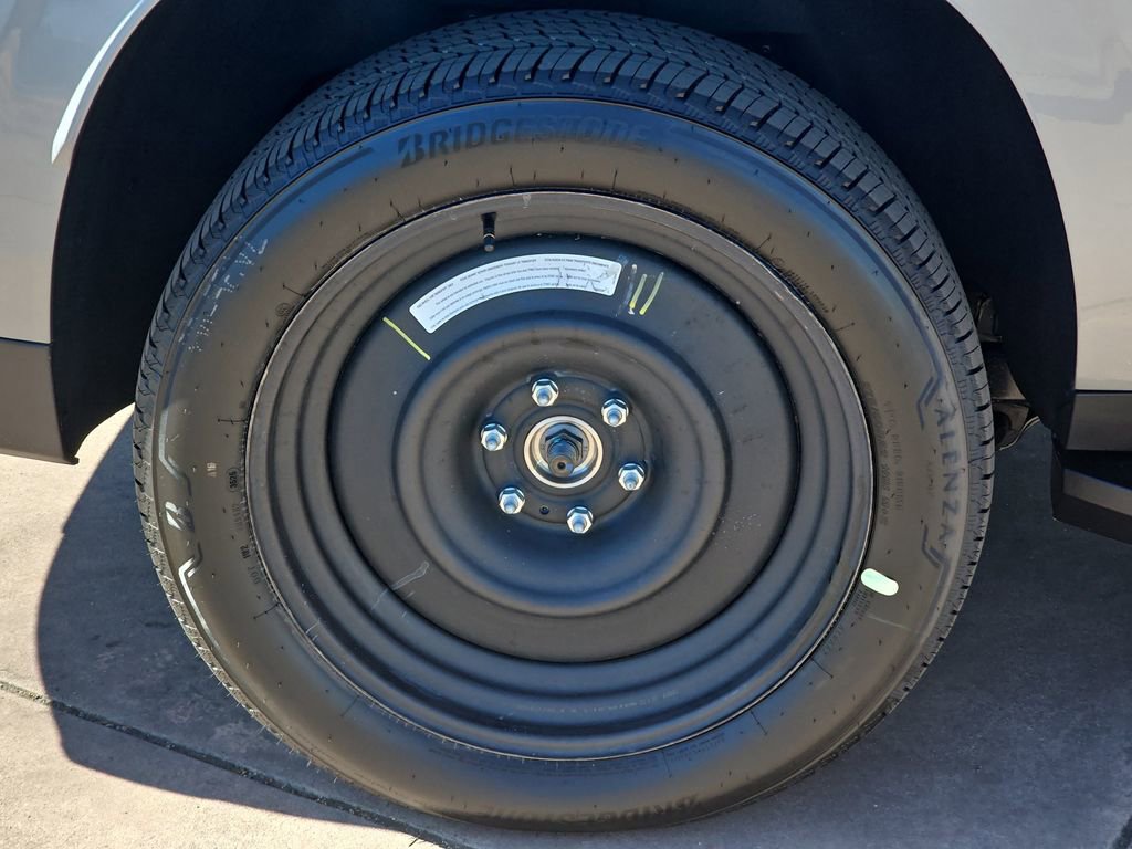 New 2026 Chevrolet Suburban LS image 39