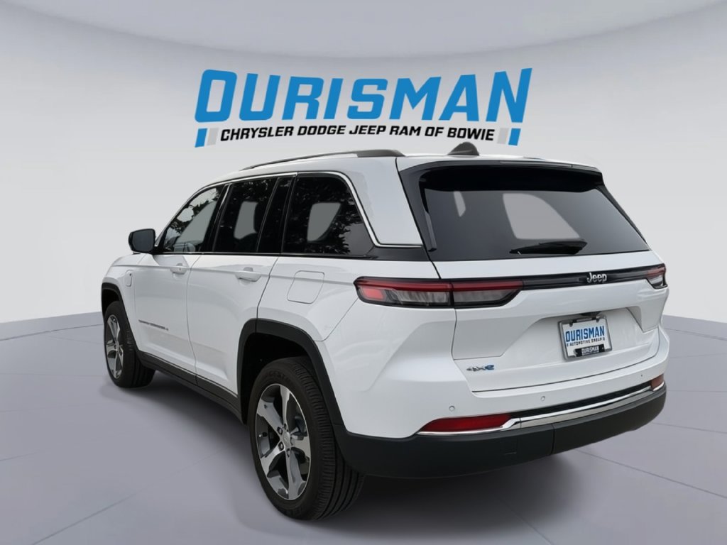 Used 2024 Jeep Grand Cherokee Limited 4xe AWD/4WD image 4