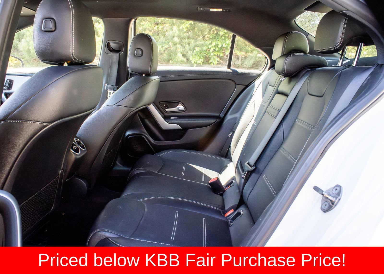 Used 2020 Mercedes-Benz A 220 4MATIC w/ AMG Line image 12