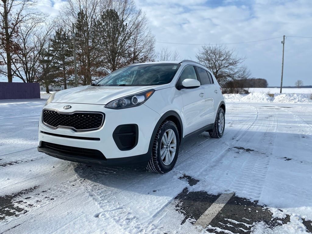 Used 2017 Kia Sportage LX w/ LX Popular Package image 3
