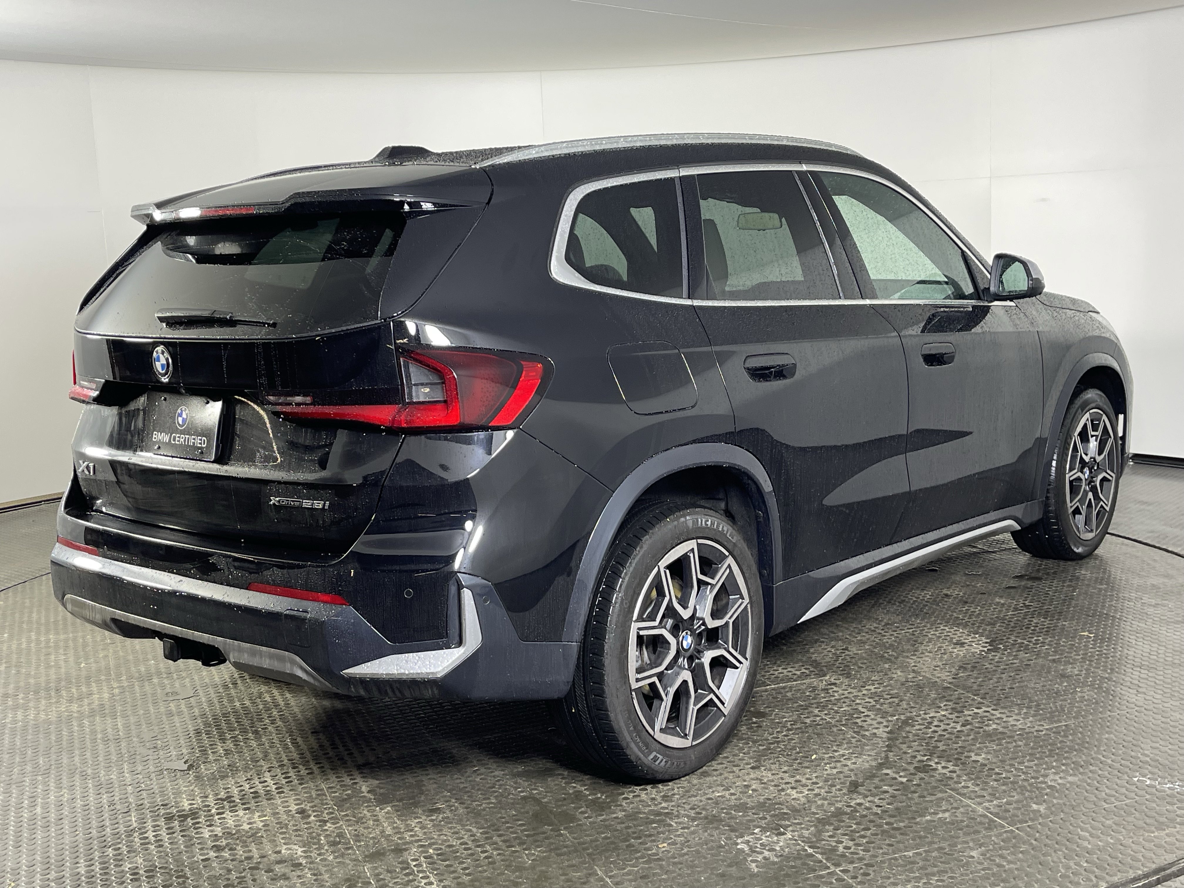 Certified 2024 BMW X1 xDrive28i w/ Technology Package image 5