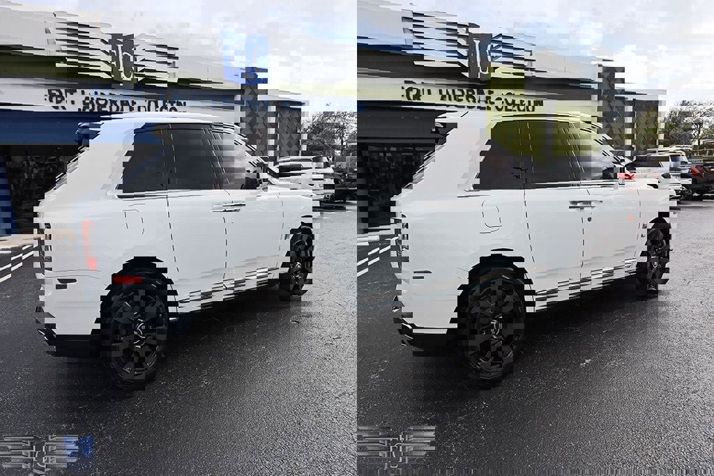 Used 2019 Rolls-Royce Cullinan image 5